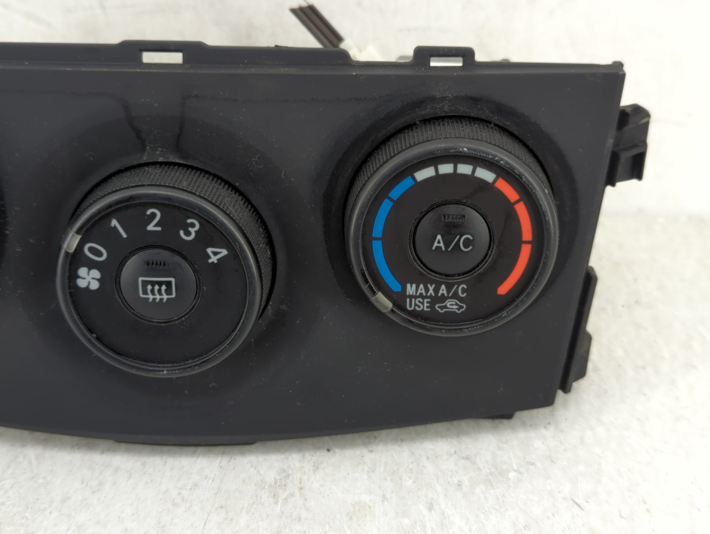 2009-2013 Toyota Corolla Climate Control Module Temperature AC/Heater Replacement P/N:55904-75D401 Fits OEM Used Auto Parts 