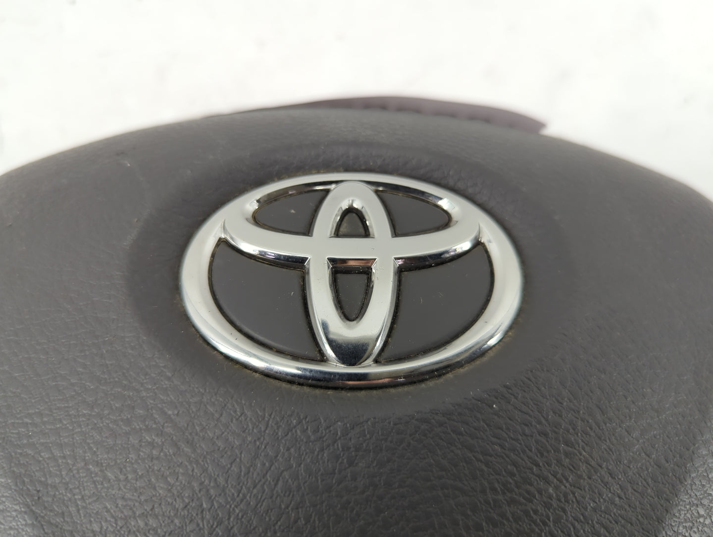 2009-2013 Toyota Corolla Air Bag Driver Left Steering Wheel Mounted Fits Fits 2009 2010 2011 2012 2013 2014 OEM Used Auto Pa