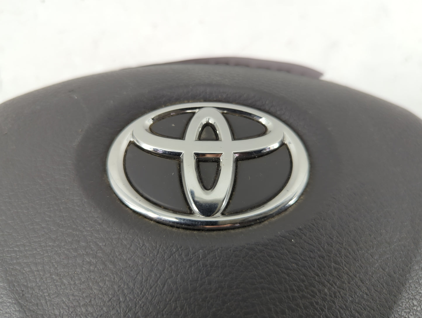 2009-2013 Toyota Corolla Air Bag Driver Left Steering Wheel Mounted Fits Fits 2009 2010 2011 2012 2013 2014 OEM Used Auto Pa