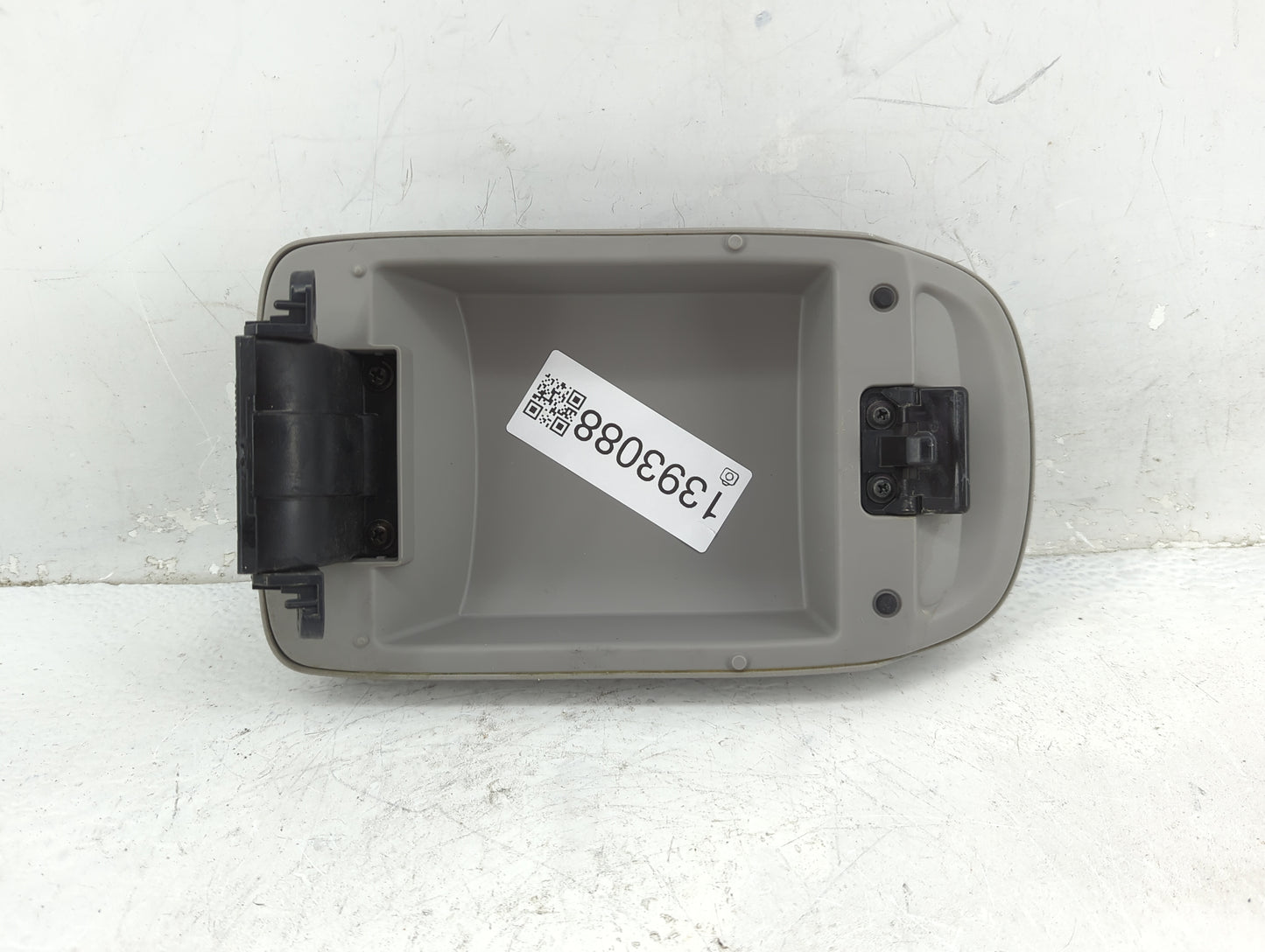 2009 Toyota Corolla Center Console Armrest Cover Lid P/N:58982-02020 Fits OEM Used Auto Parts - Oemusedautoparts1.com