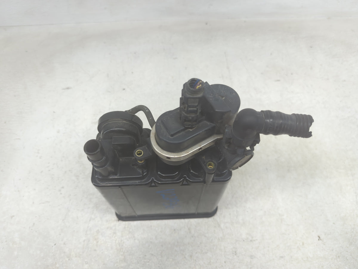 2009 Toyota Corolla Fuel Vapor Charcoal Canister - Oemusedautoparts1.com