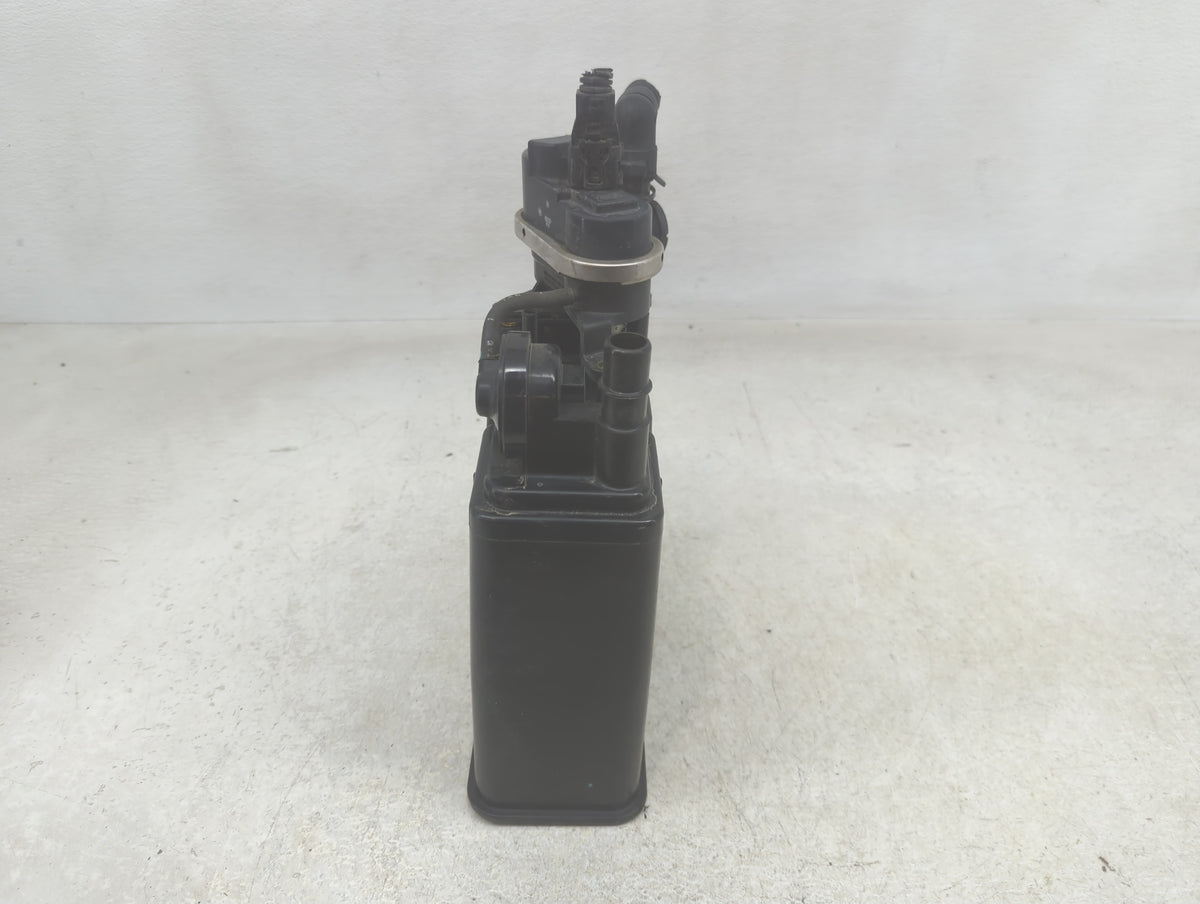2009 Toyota Corolla Fuel Vapor Charcoal Canister - Oemusedautoparts1.com