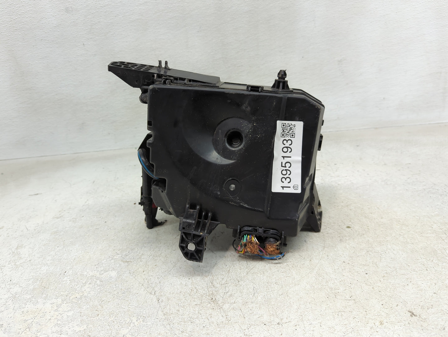 2009-2013 Toyota Corolla Fusebox Fuse Box Panel Relay Module P/N:82662-02270 Fits Fits 2009 2010 2011 2012 2013 2014 OEM Use