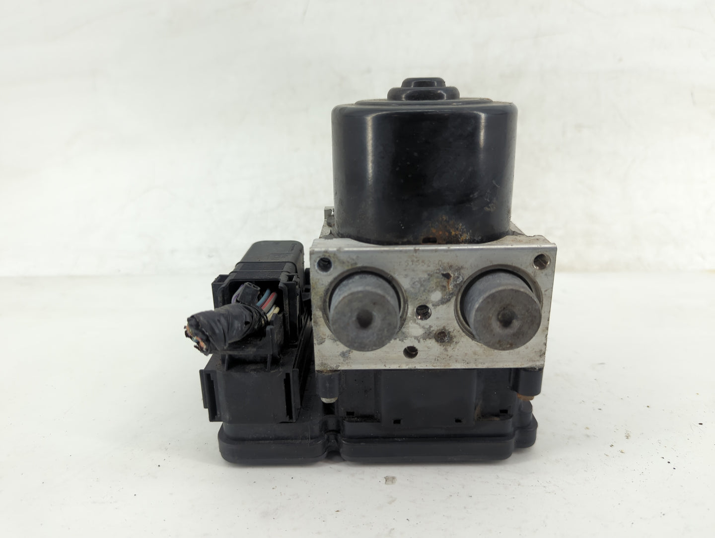 2009-2010 Toyota Corolla ABS Pump Control Module Replacement P/N:DT43-2C405-EB Fits Fits 2009 2010 OEM Used Auto Parts - Oem