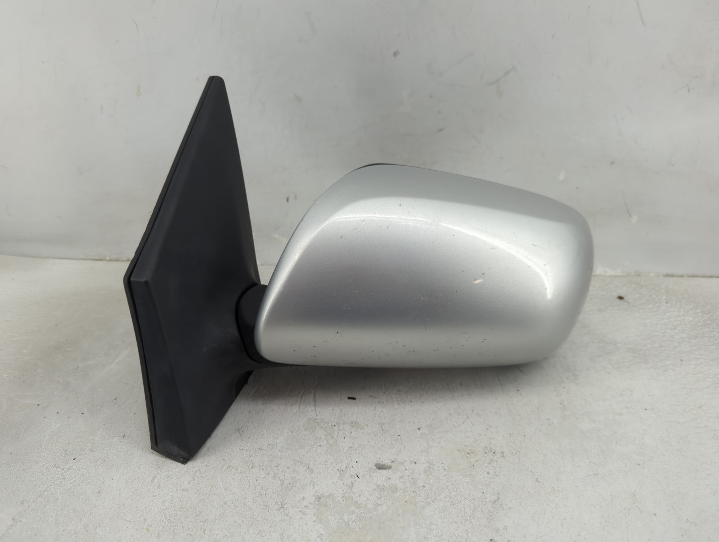 2009-2013 Toyota Corolla Driver Side View Mirror - Left Door Mirror OEM Used - Oemusedautoparts1.com