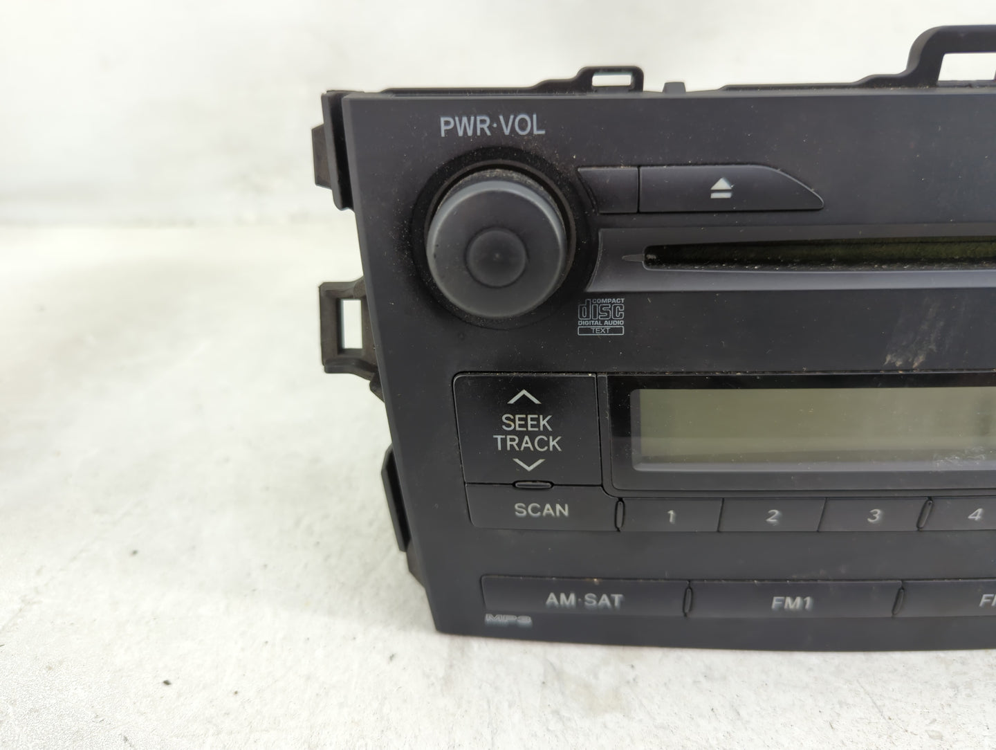2009 Toyota Corolla Radio AM FM Cd Player Receiver Replacement P/N:86120-02750 CQ-JS7762X Fits OEM Used Auto Parts - Oemused