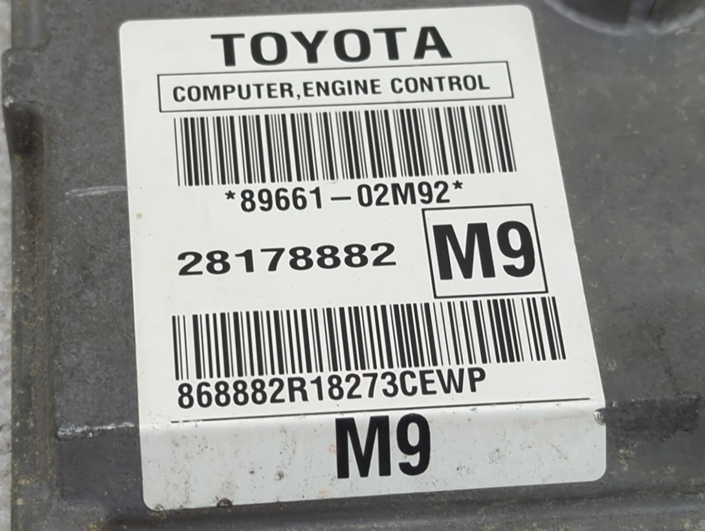 2009-2010 Toyota Corolla PCM Engine Control Computer ECU ECM PCU OEM P/N:89661-02M92 Fits Fits 2009 2010 OEM Used Auto Parts