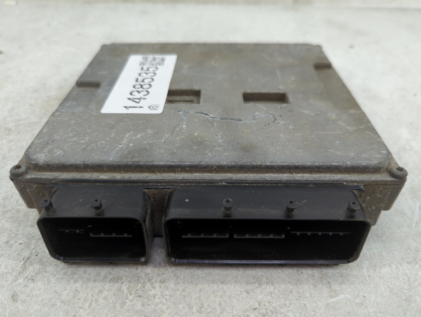 2009 Toyota Corolla PCM Engine Control Computer ECU ECM PCU OEM P/N:89661-02M90 28146989 Fits OEM Used Auto Parts - Oemuseda