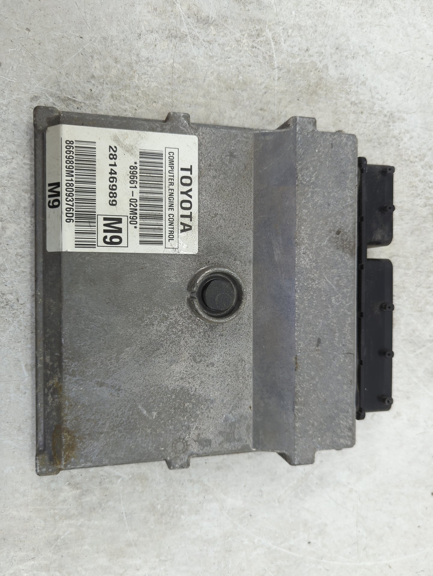 2009 Toyota Corolla PCM Engine Control Computer ECU ECM PCU OEM P/N:89661-02M90 28146989 Fits OEM Used Auto Parts - Oemuseda