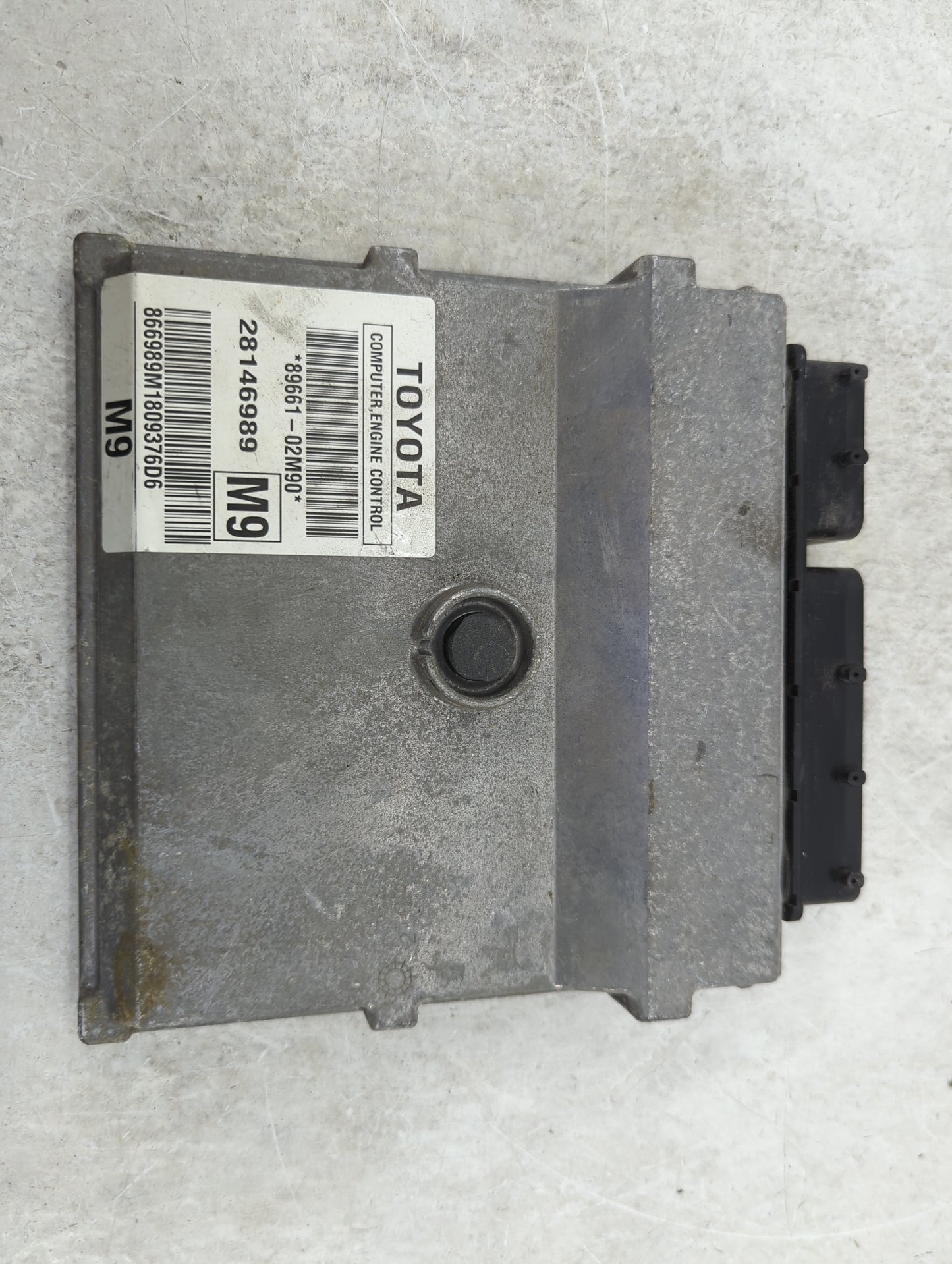 2009 Toyota Corolla PCM Engine Control Computer ECU ECM PCU OEM P/N:89661-02M90 28146989 Fits OEM Used Auto Parts - Oemuseda