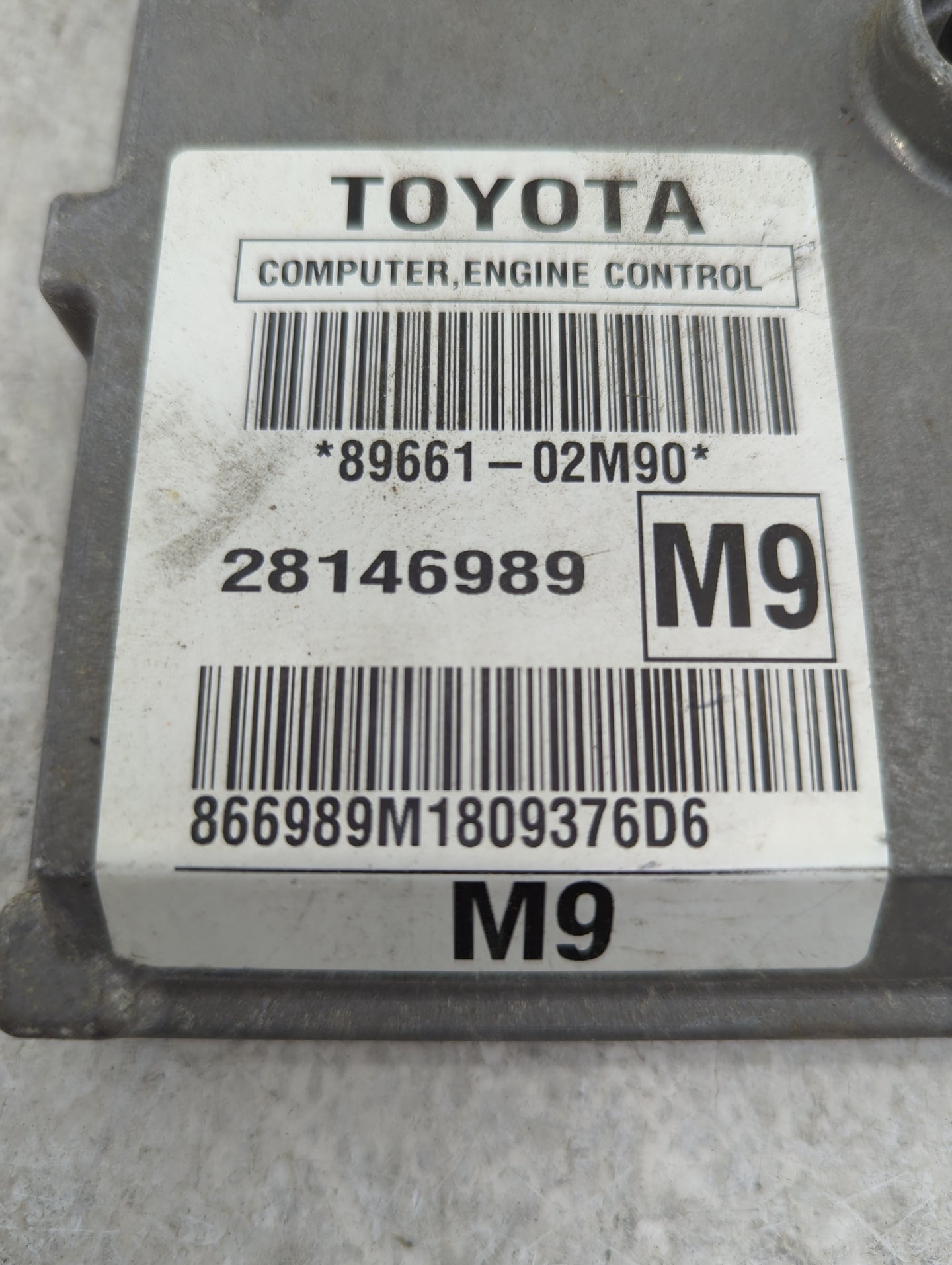 2009 Toyota Corolla PCM Engine Control Computer ECU ECM PCU OEM P/N:89661-02M90 28146989 Fits OEM Used Auto Parts - Oemuseda