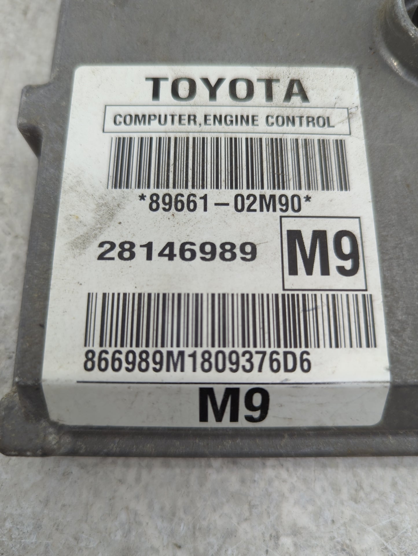 2009 Toyota Corolla PCM Engine Control Computer ECU ECM PCU OEM P/N:89661-02M90 28146989 Fits OEM Used Auto Parts - Oemuseda
