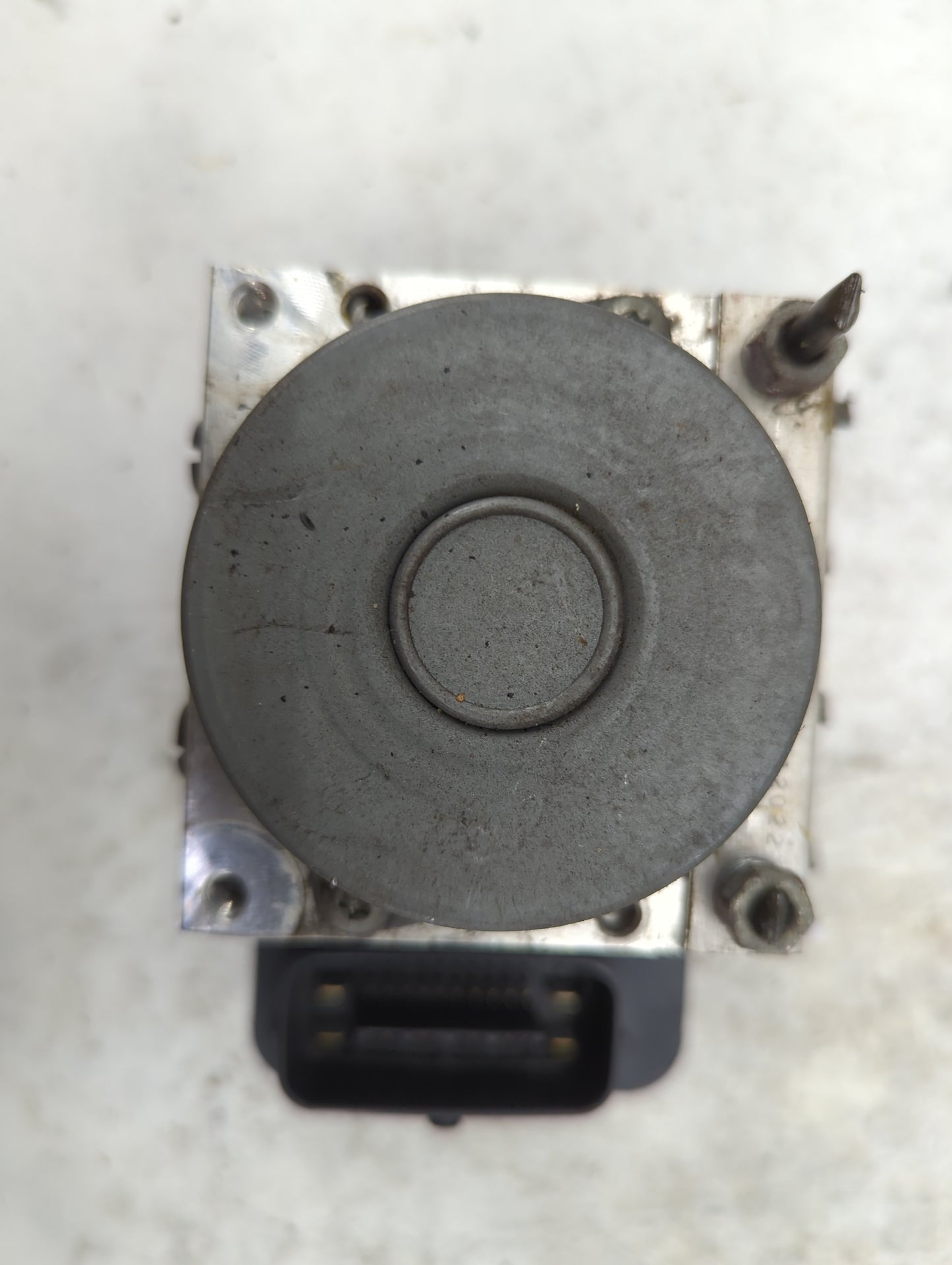 2009-2010 Toyota Corolla ABS Pump Control Module Replacement P/N:44510-12510 89541-12560, 113040-10010 Fits Fits 2009 2010 O