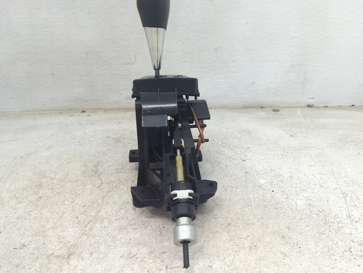 2009 Toyota Corolla Floor Console Assembly Shifter - Oemusedautoparts1.com