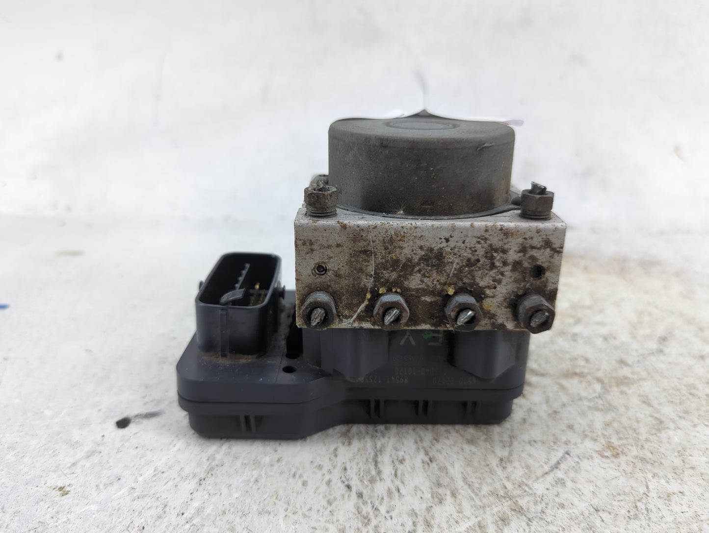 2009-2010 Toyota Corolla ABS Pump Control Module Replacement P/N:44510-10120 89541-1225 Fits Fits 2009 2010 OEM Used Auto Pa