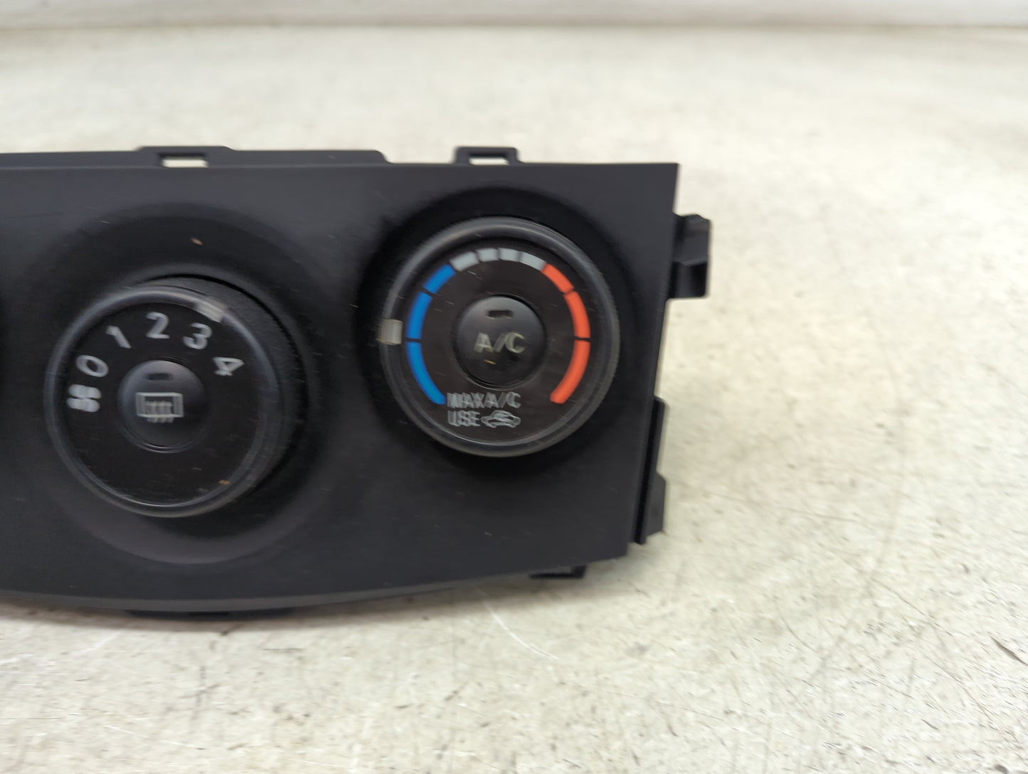 2009-2013 Toyota Corolla Climate Control Module Temperature AC/Heater Replacement P/N:55903 Fits Fits 2009 2010 2011 2012 20