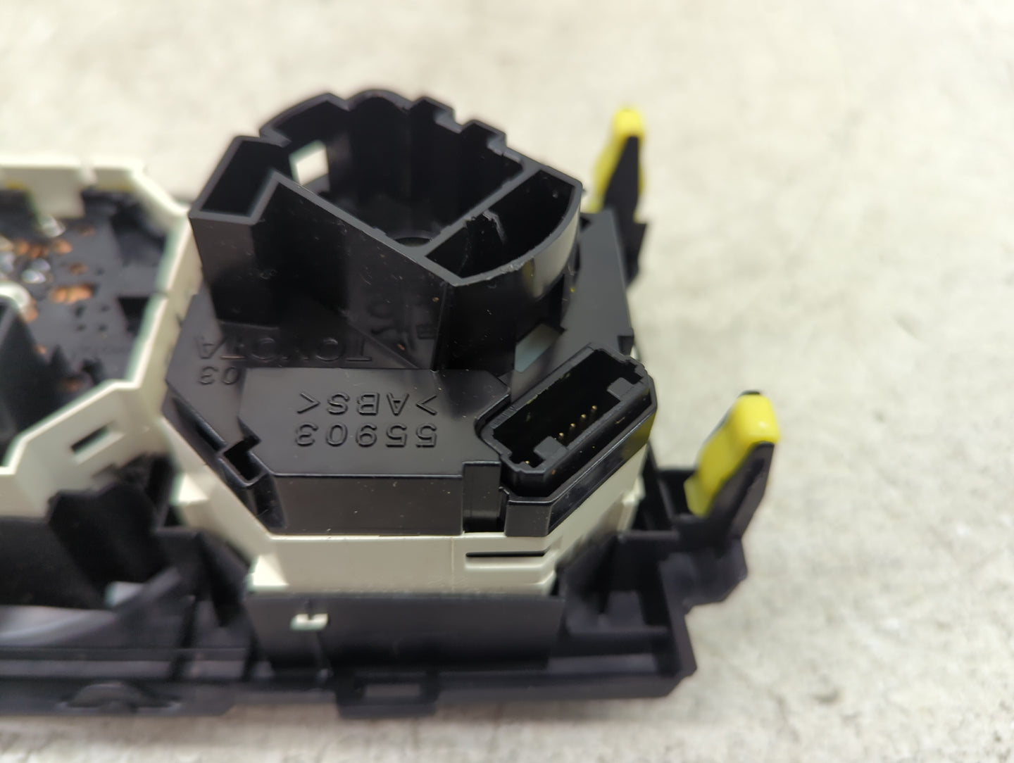 2009-2013 Toyota Corolla Climate Control Module Temperature AC/Heater Replacement P/N:55903 Fits Fits 2009 2010 2011 2012 20