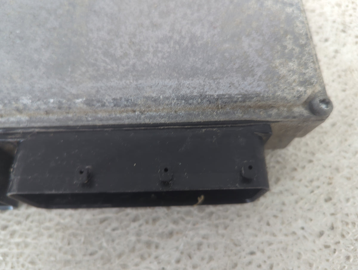 2009-2010 Toyota Corolla PCM Engine Control Computer ECU ECM PCU OEM P/N:89661-02M92 2817888Z Fits Fits 2009 2010 OEM Used A