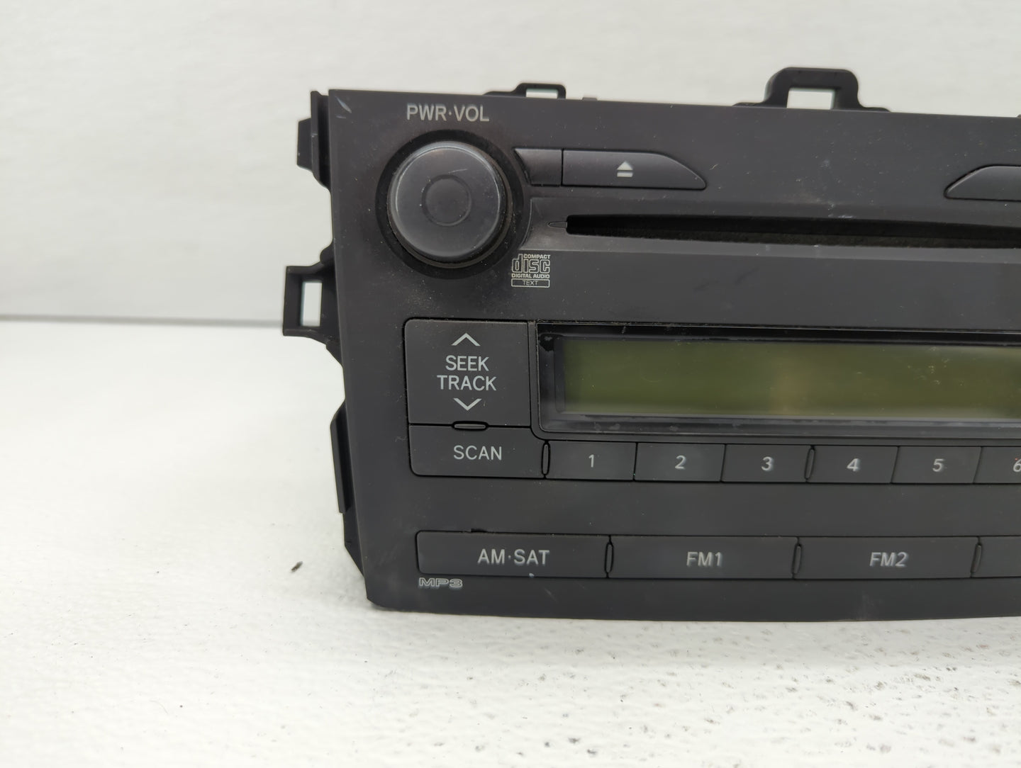 2009-2009 Toyota Corolla Am Fm Cd Player Radio Receiver - Oemusedautoparts1.com