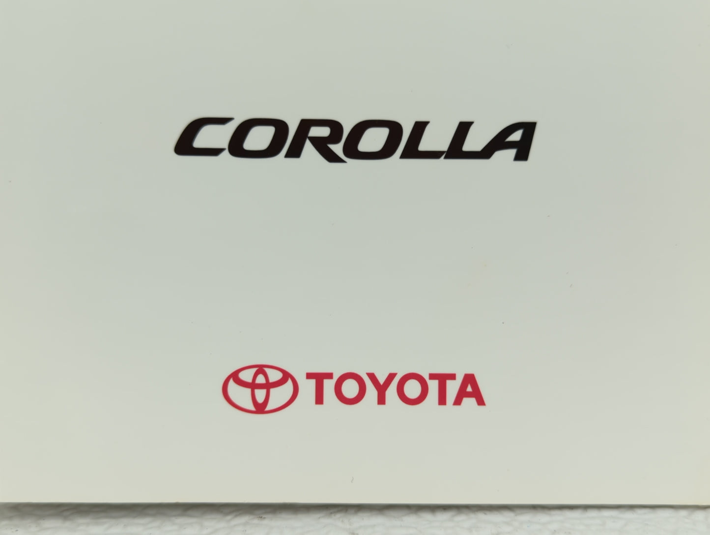 2009 Toyota Corolla Owners Manual Book Guide OEM Used Auto Parts - Oemusedautoparts1.com
