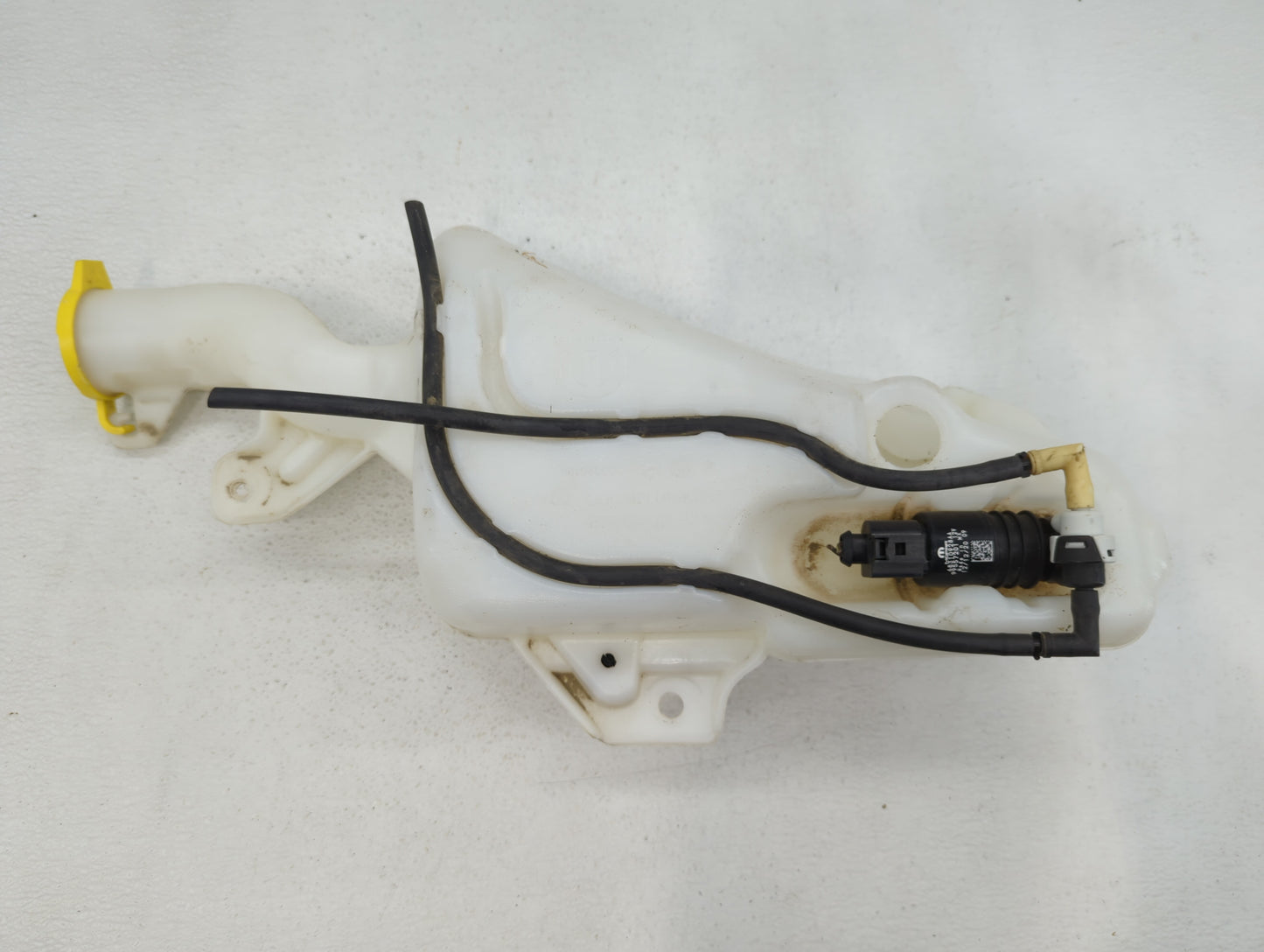 2009 Toyota Corolla Windshield Washer Fluid Reservoir Bottle Oem - Oemusedautoparts1.com