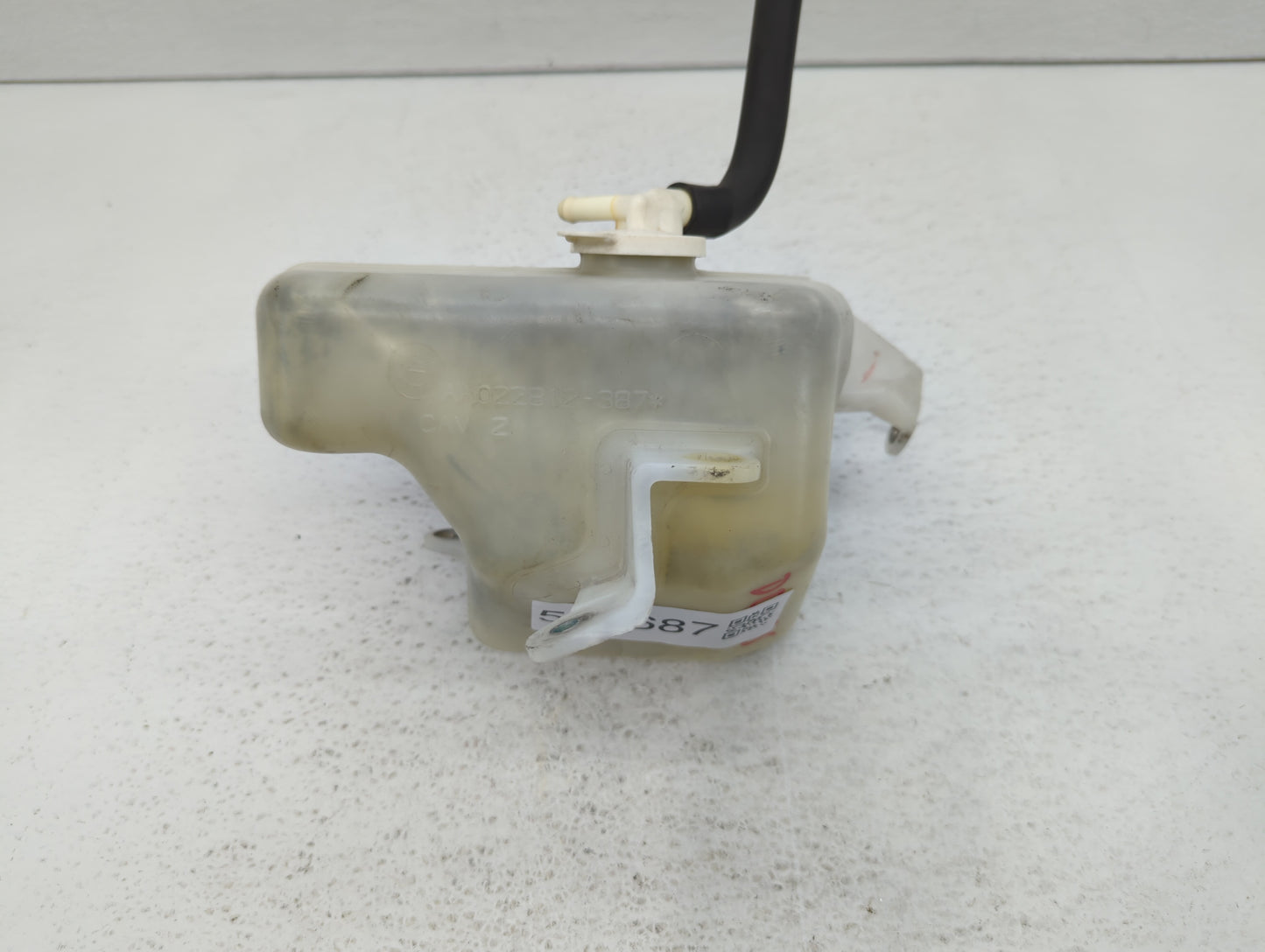 2009-2013 Toyota Corolla Radiator Coolant Overflow Expansion Tank Bottle 502687 - Oemusedautoparts1.com