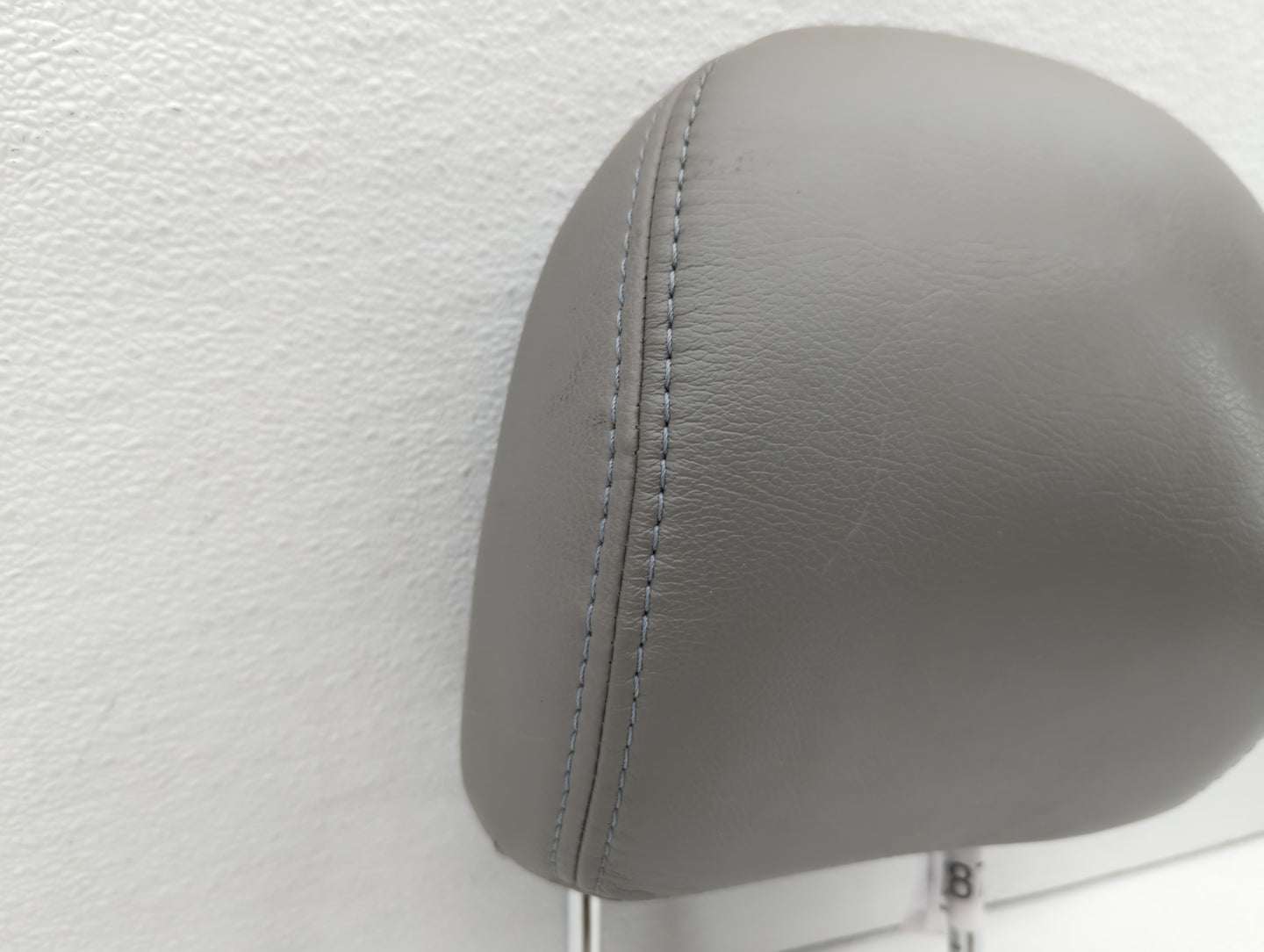2009-2010 Toyota Corolla Headrest Head Rest Front Driver Passenger Seat - Oemusedautoparts1.com