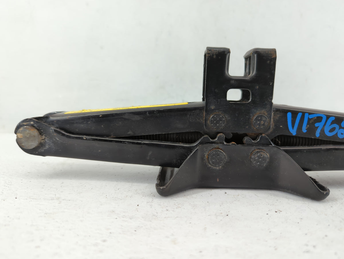 2009 Toyota Corolla Spare Scissor Car Jack 590360 - Oemusedautoparts1.com