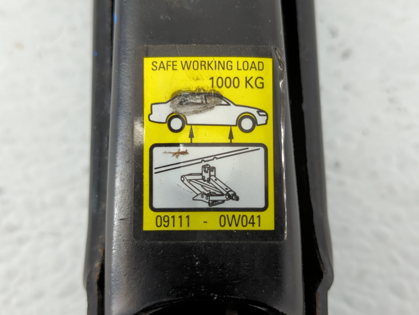2009 Toyota Corolla Spare Scissor Car Jack 590360 - Oemusedautoparts1.com