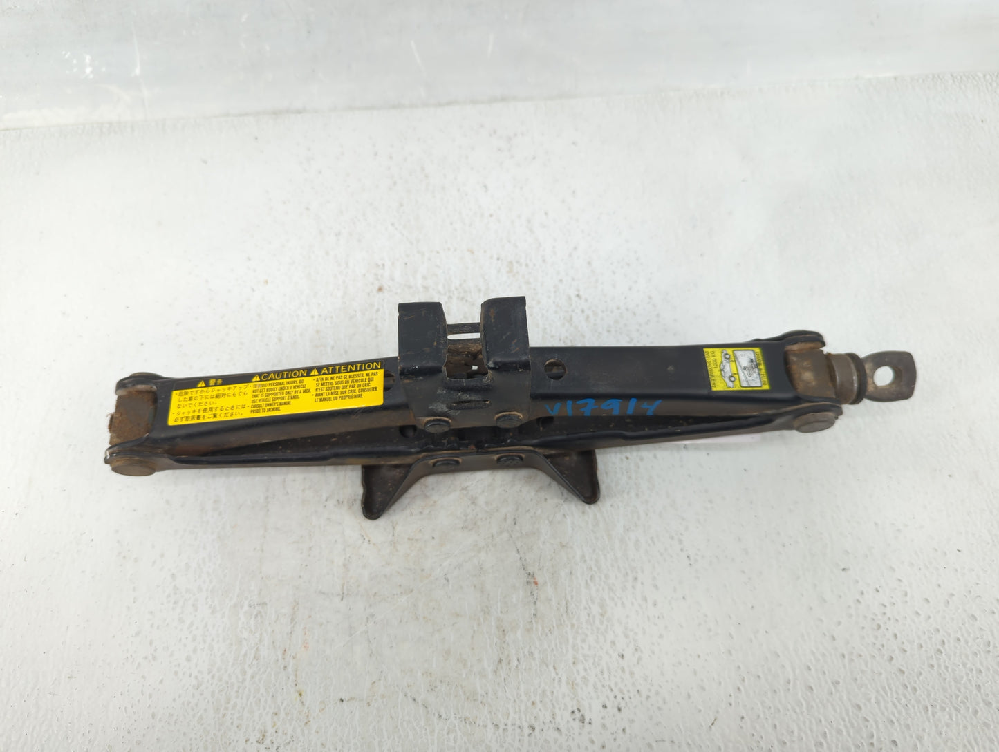 2009 Toyota Corolla Spare Scissor Car Jack - Oemusedautoparts1.com
