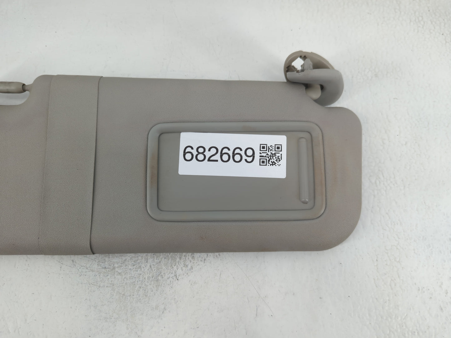 2009-2013 Toyota Corolla Sun Visor Shade Replacement Passenger Right Mirror Fits Fits 2009 2010 2011 2012 2013 OEM Used Auto