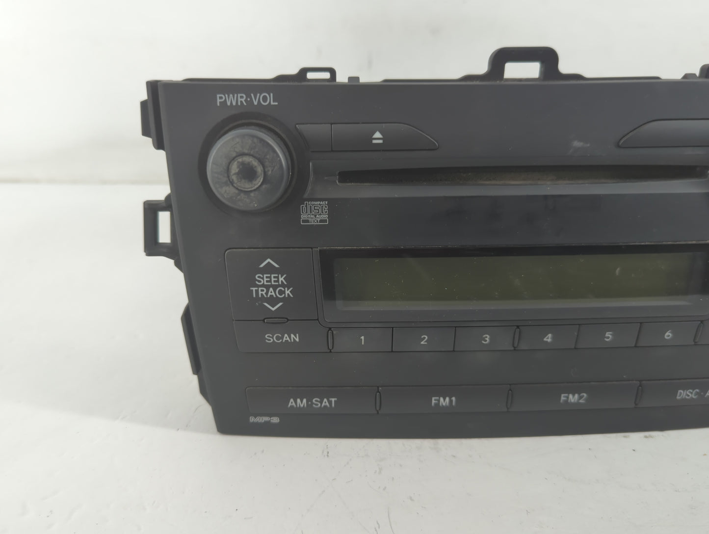 2009 Toyota Corolla Radio AM FM Cd Player Receiver Replacement P/N:86120-02750 Fits OEM Used Auto Parts - Oemusedautoparts1.