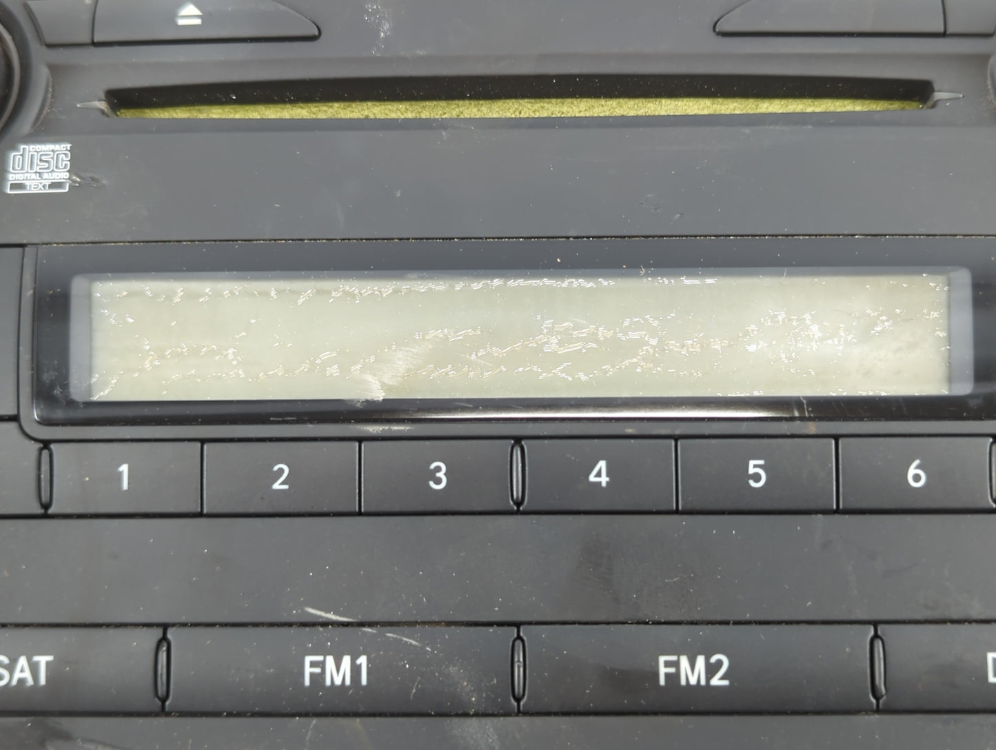 2009-2009 Toyota Corolla Am Fm Cd Player Radio Receiver - Oemusedautoparts1.com