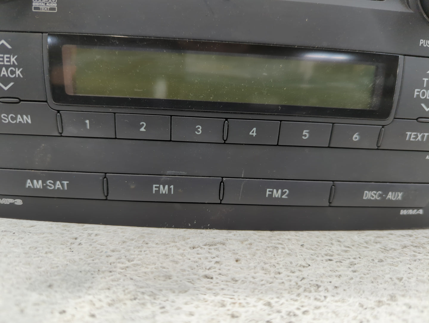2009-2009 Toyota Corolla Am Fm Cd Player Radio Receiver - Oemusedautoparts1.com