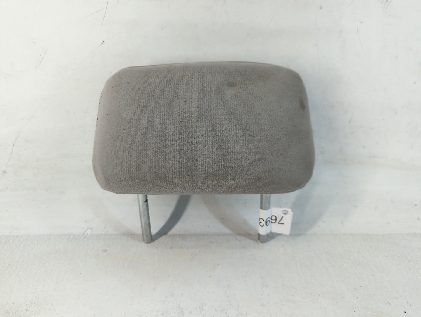 2009-2010 Toyota Corolla Headrest Head Rest Front Driver Passenger Seat Fits Fits 2009 2010 OEM Used Auto Parts - Oemusedaut