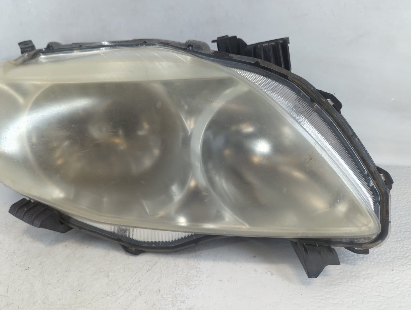 2009-2010 Toyota Corolla Passenger Right Oem Head Light Headlight Lamp - Oemusedautoparts1.com
