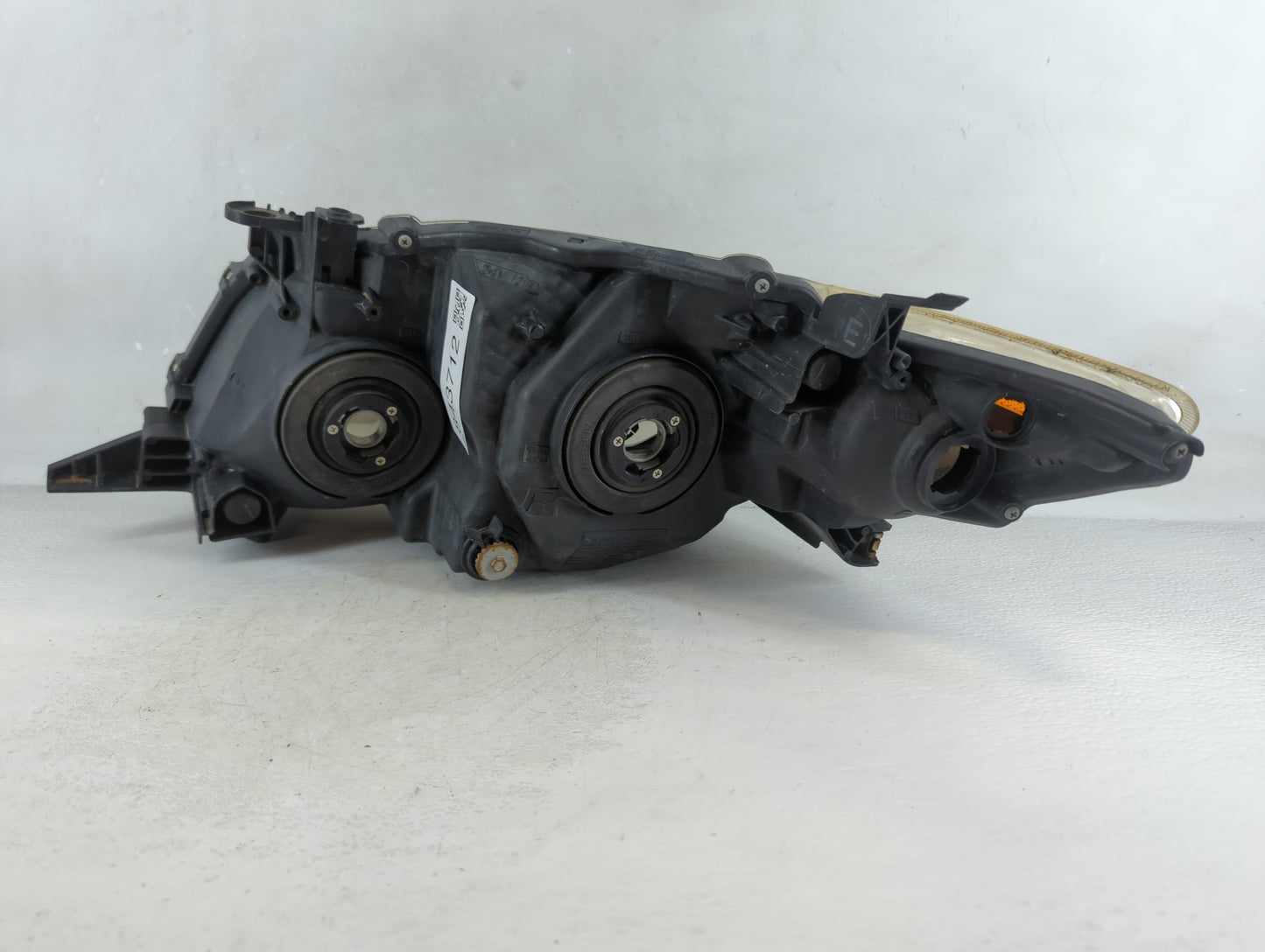 2009-2010 Toyota Corolla Passenger Right Oem Head Light Headlight Lamp - Oemusedautoparts1.com
