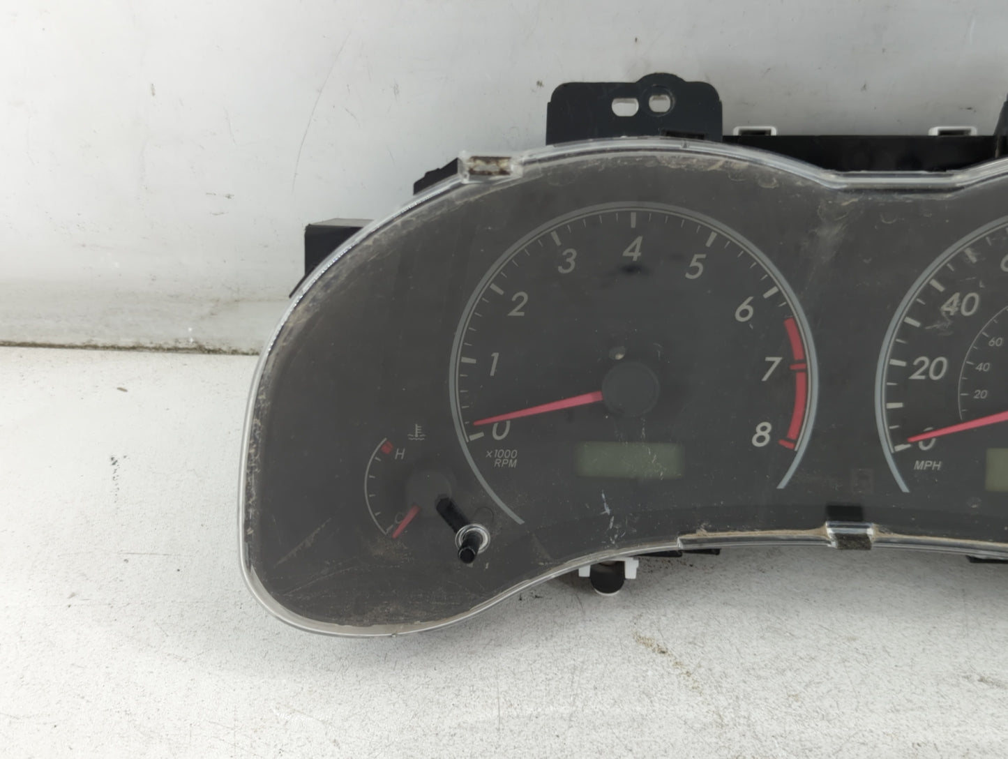 2009-2010 Toyota Corolla Instrument Cluster Speedometer Gauges P/N:157540-0670 83800-12N40 Fits Fits 2009 2010 OEM Used Auto