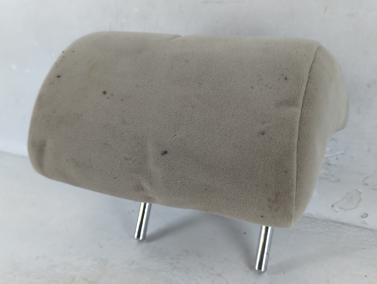 2009 Toyota Corolla Headrest Head Rest Rear Center Seat Fits OEM Used Auto Parts - Oemusedautoparts1.com