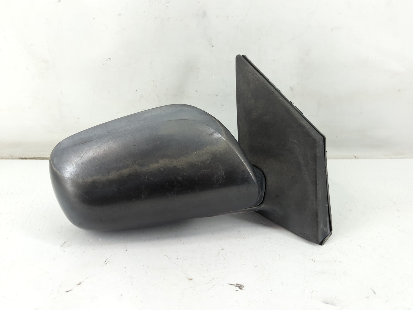 2009-2013 Toyota Corolla Passenger Side View Mirror - Right Door Mirror OEM Used - Oemusedautoparts1.com