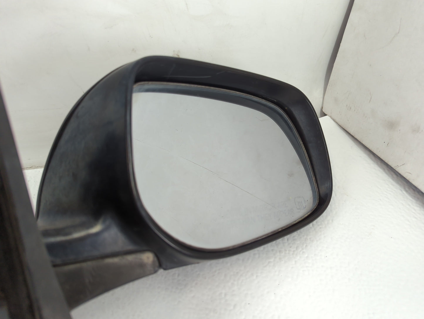 2009-2013 Toyota Corolla Passenger Side View Mirror - Right Door Mirror OEM Used - Oemusedautoparts1.com