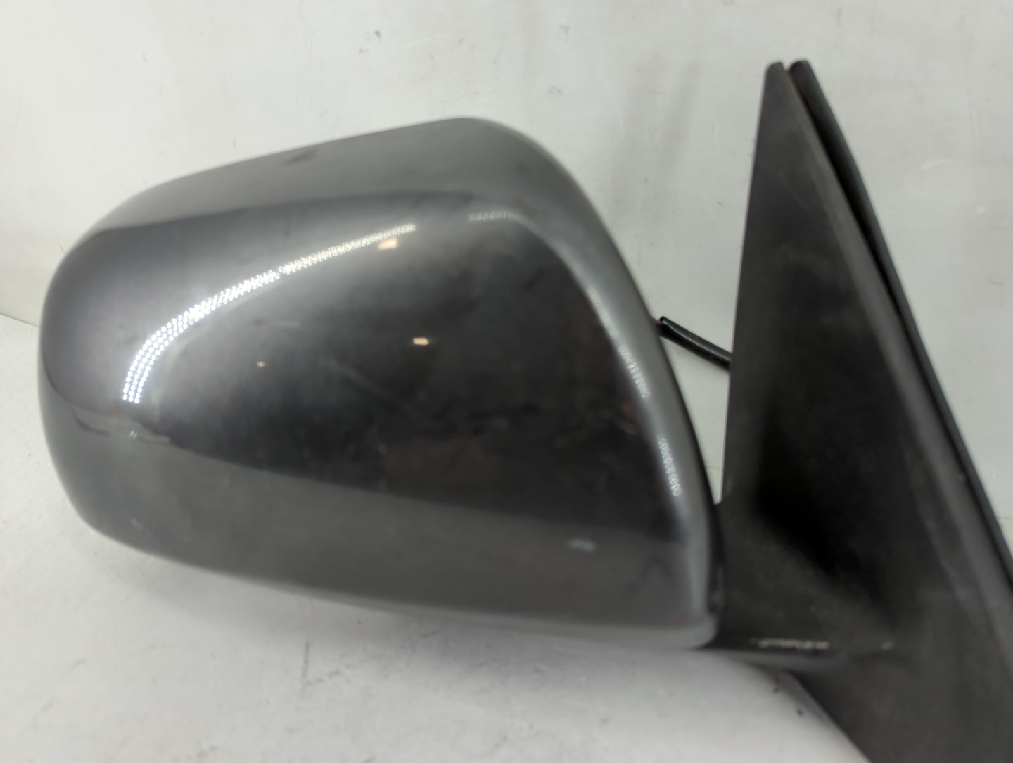 2008-2013 Toyota Highlander Driver Side View Mirror - Left Door Mirror OEM Used - Oemusedautoparts1.com