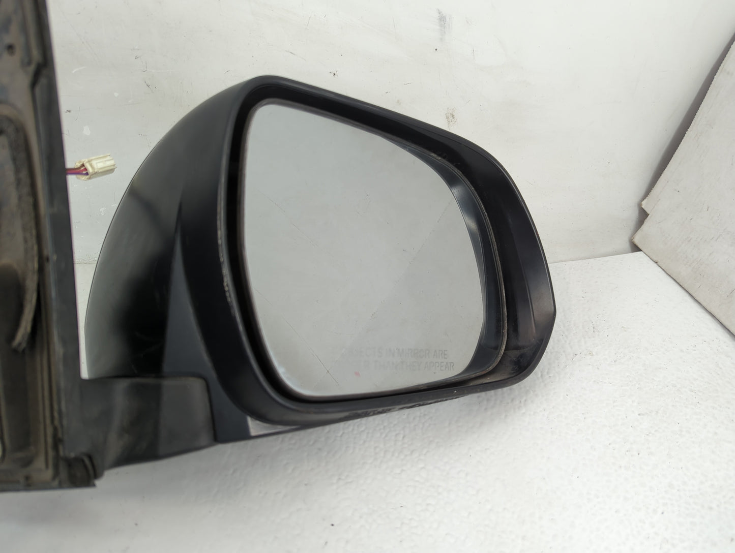 2008-2013 Toyota Highlander Driver Side View Mirror - Left Door Mirror OEM Used - Oemusedautoparts1.com