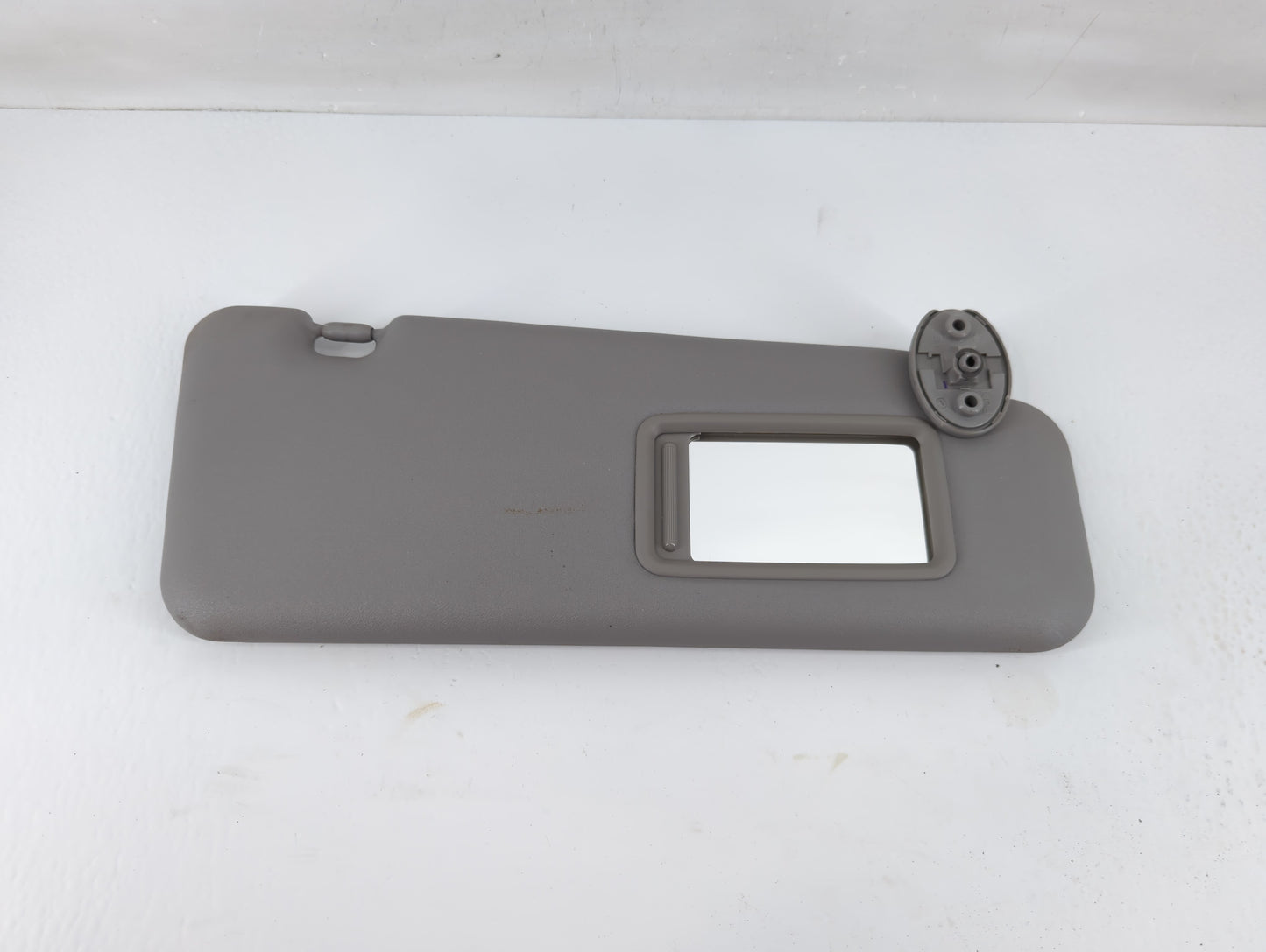 2008-2010 Toyota Highlander Sun Visor Shade Replacement Passenger Right Mirror Fits Fits 2008 2009 2010 OEM Used Auto Parts 