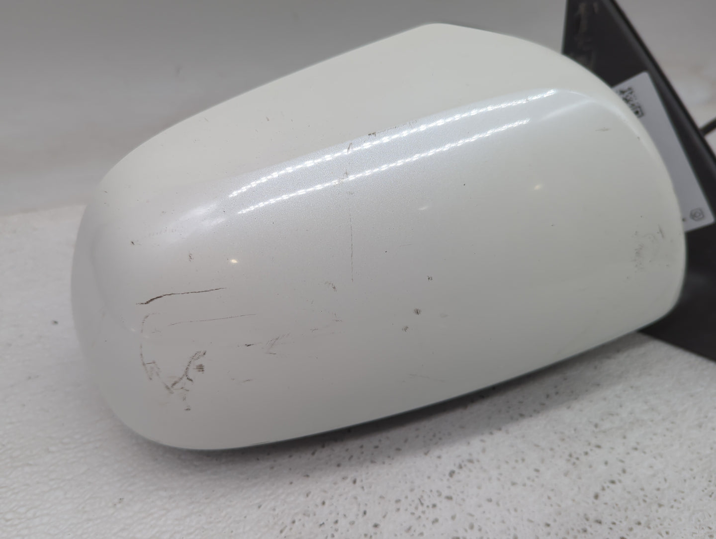 2008-2013 Toyota Highlander Passenger Side View Mirror - Right Door Mirror OEM Used - Oemusedautoparts1.com