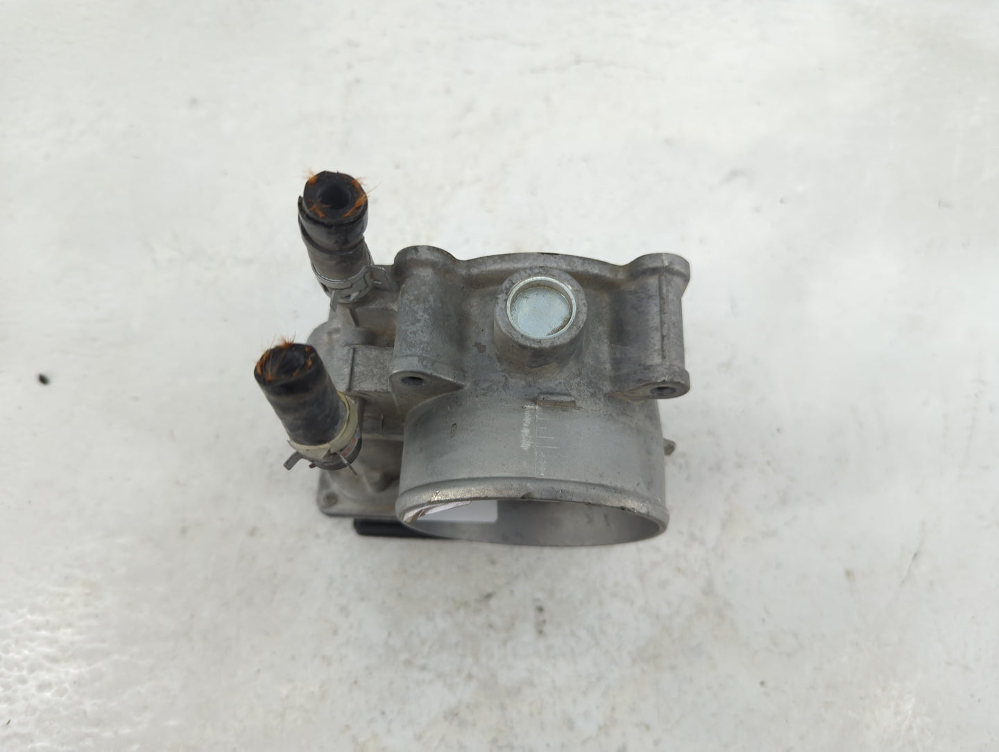 2008-2016 Toyota Highlander Throttle Body P/N:22030-31030 Fits OEM Used Auto Parts - Oemusedautoparts1.com