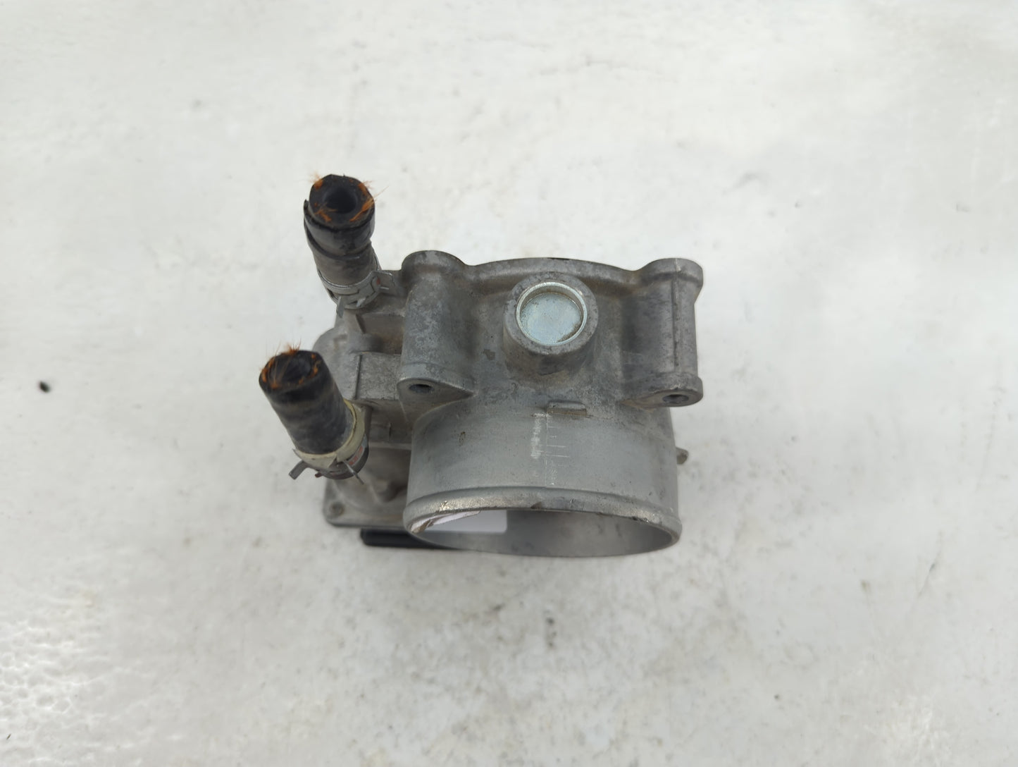 2008-2016 Toyota Highlander Throttle Body P/N:22030-31030 Fits OEM Used Auto Parts - Oemusedautoparts1.com