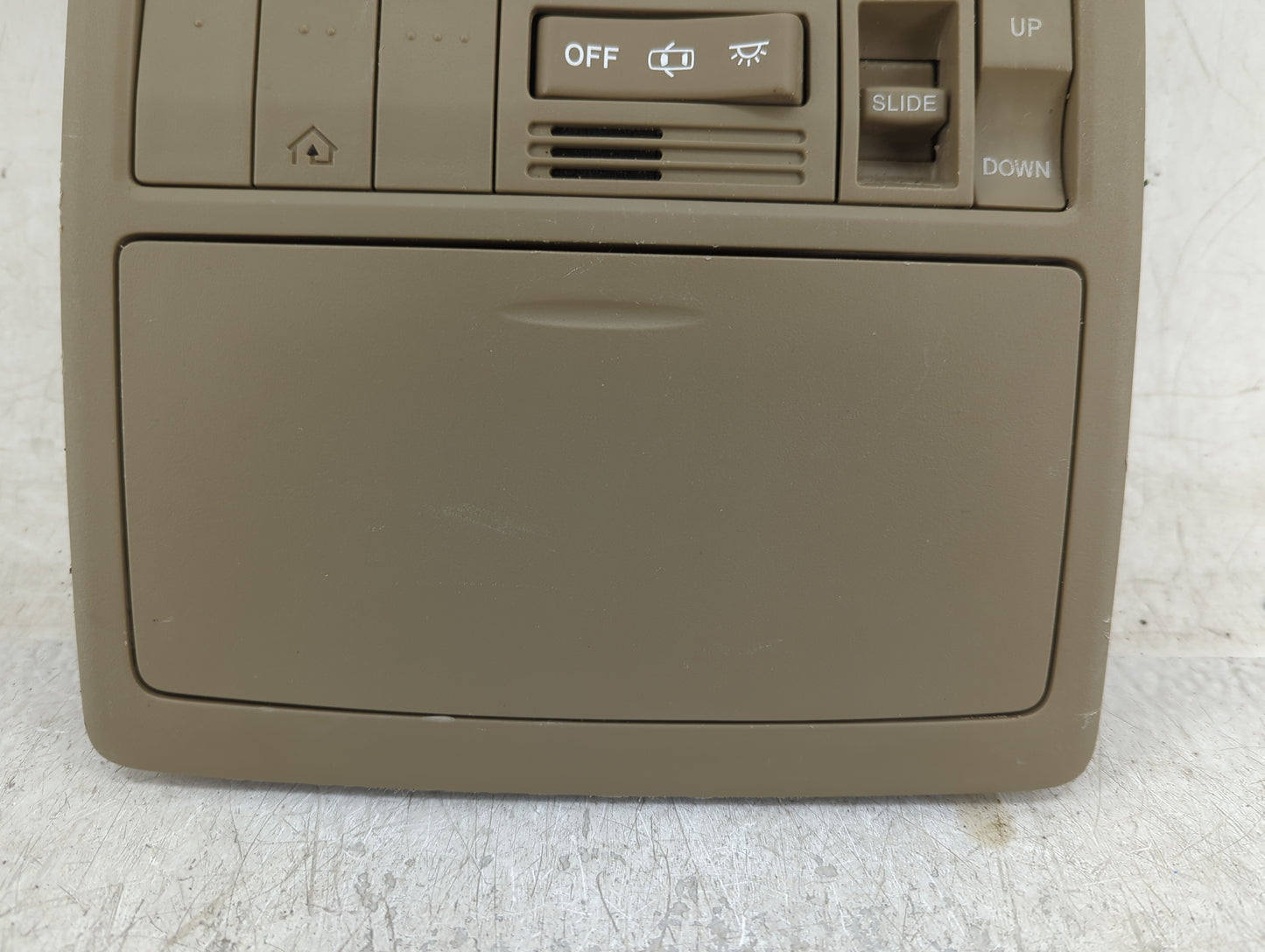 2008-2010 Toyota Highlander Overhead Roof Console - Oemusedautoparts1.com