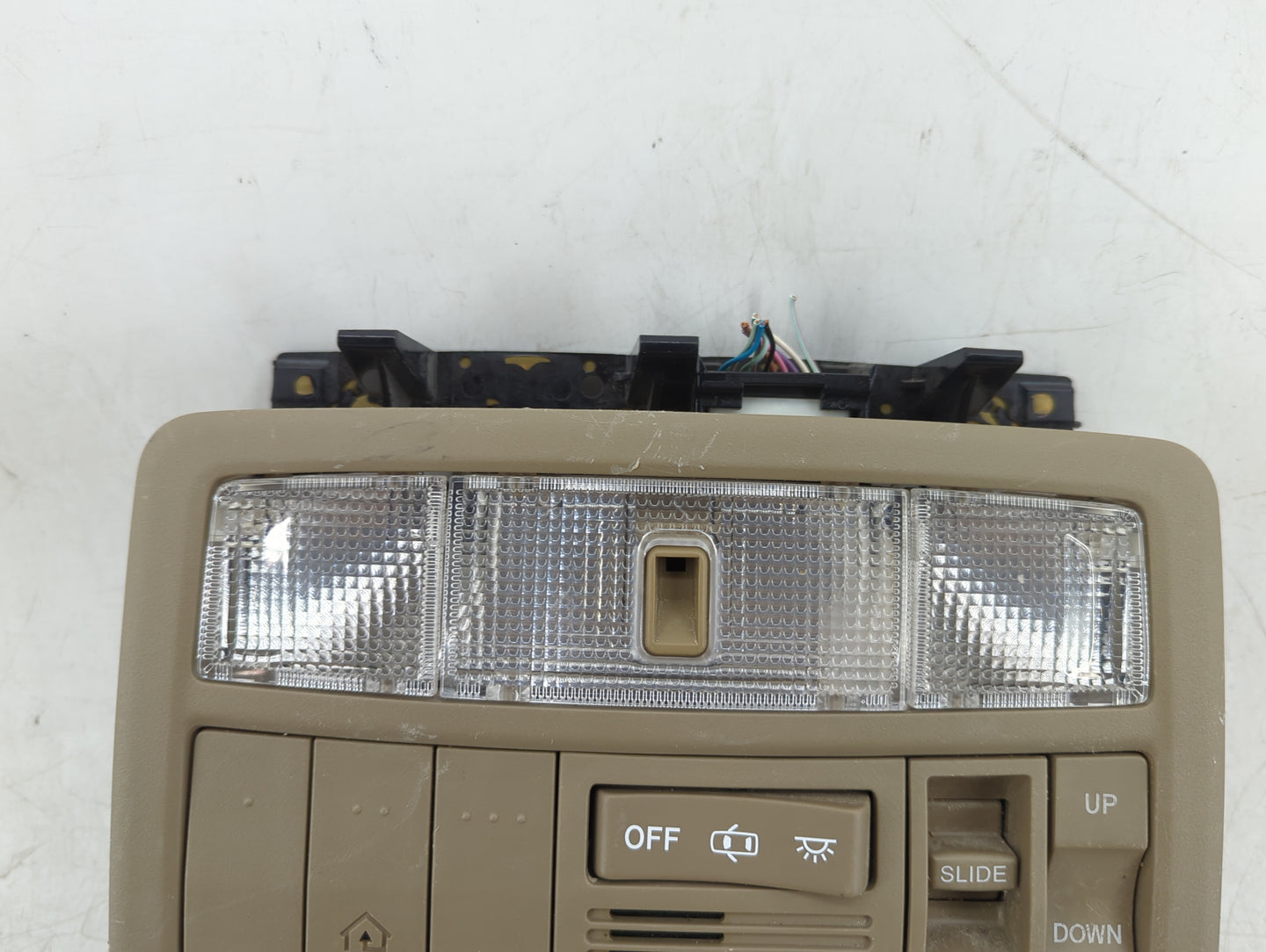 2008-2010 Toyota Highlander Overhead Roof Console - Oemusedautoparts1.com