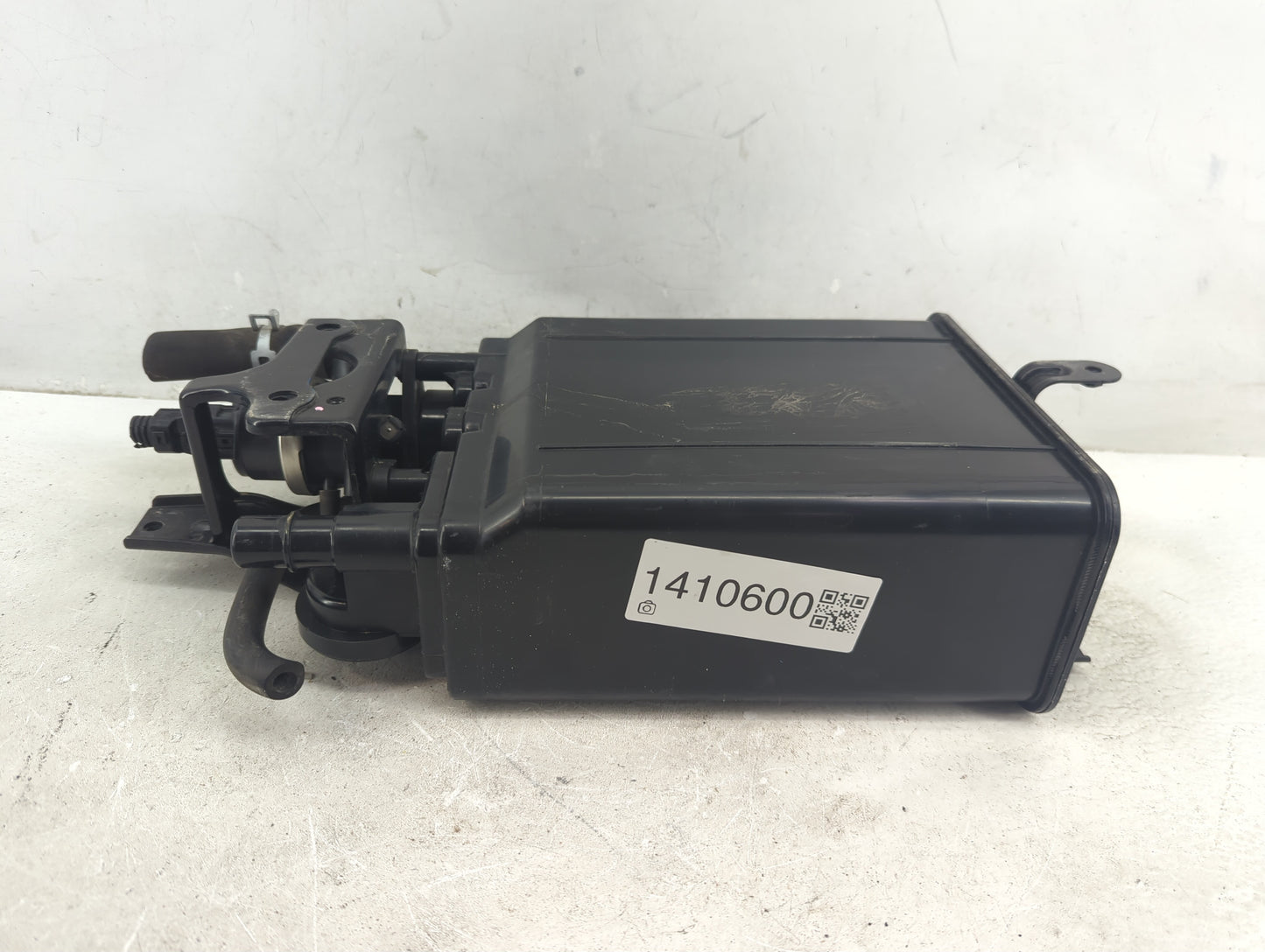 2009 Toyota Highlander Fuel Vapor Charcoal Canister - Oemusedautoparts1.com